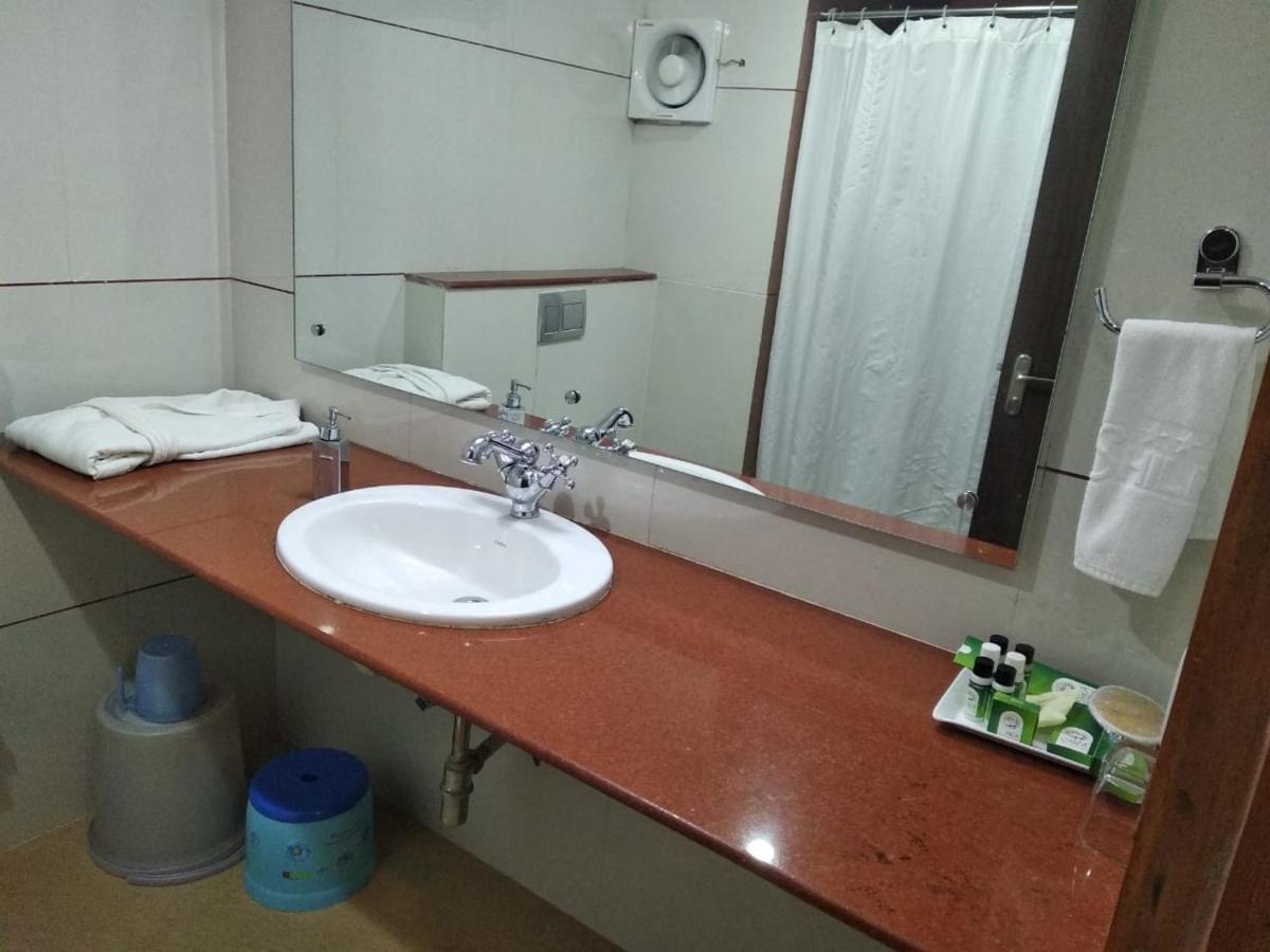 Shilpi Hill Resort Saputara Extérieur photo
